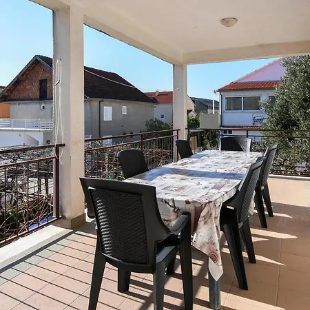 Apartment Senka *