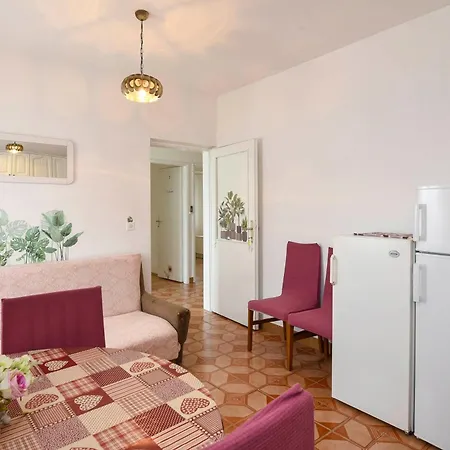 Senka Apartment